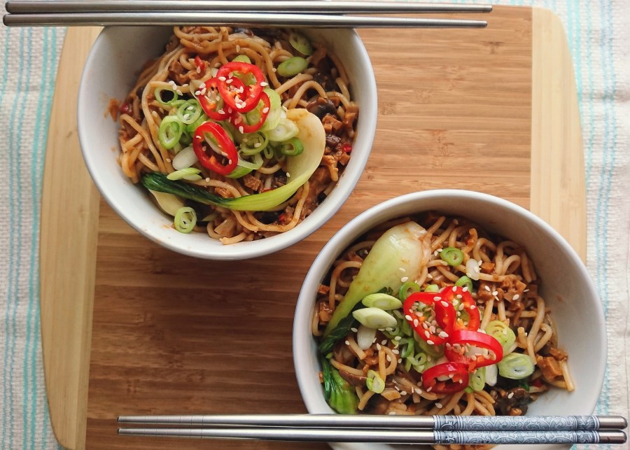 Vegan Chilli “Beef” Noodles