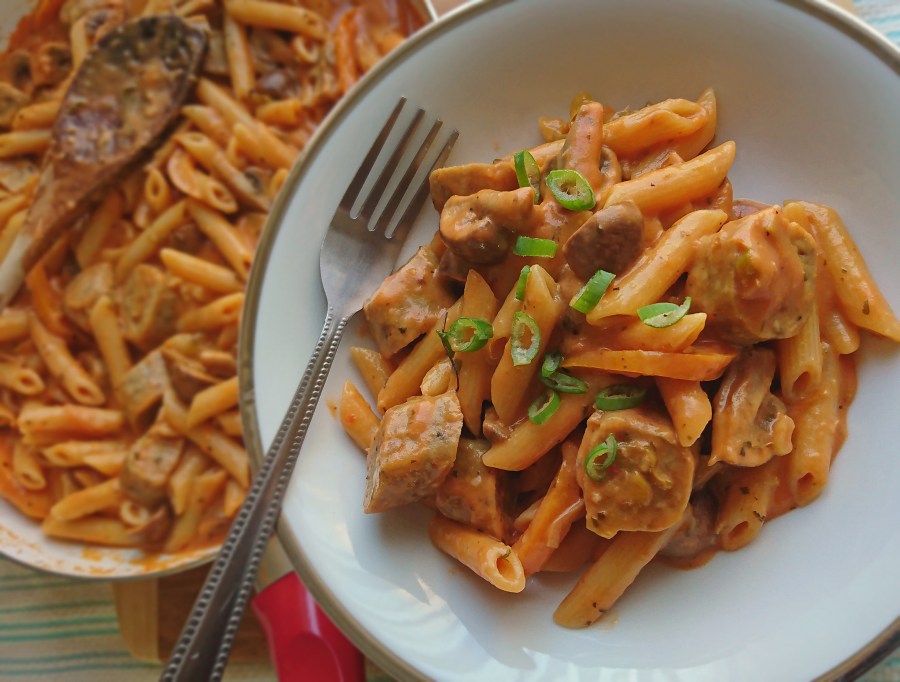 Vegan Cheese & Tomato Sausage&nbsp;Pasta