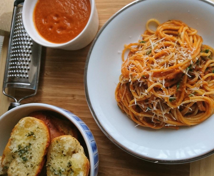Tomato, Garlic & Black Olive Pasta&nbsp;Sauce