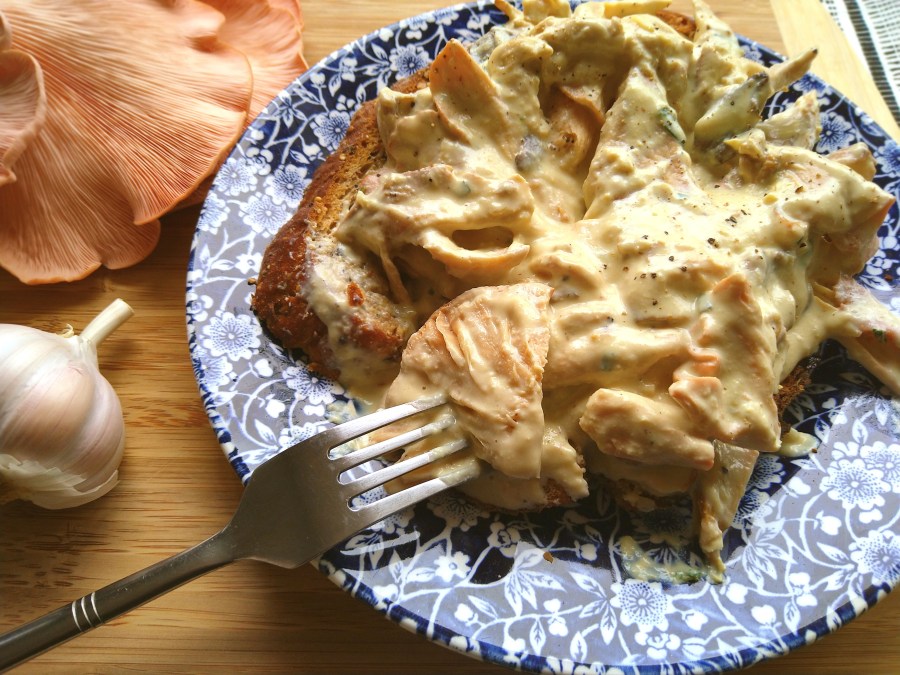 Creamy Garlic Mushrooms on&nbsp;Toast