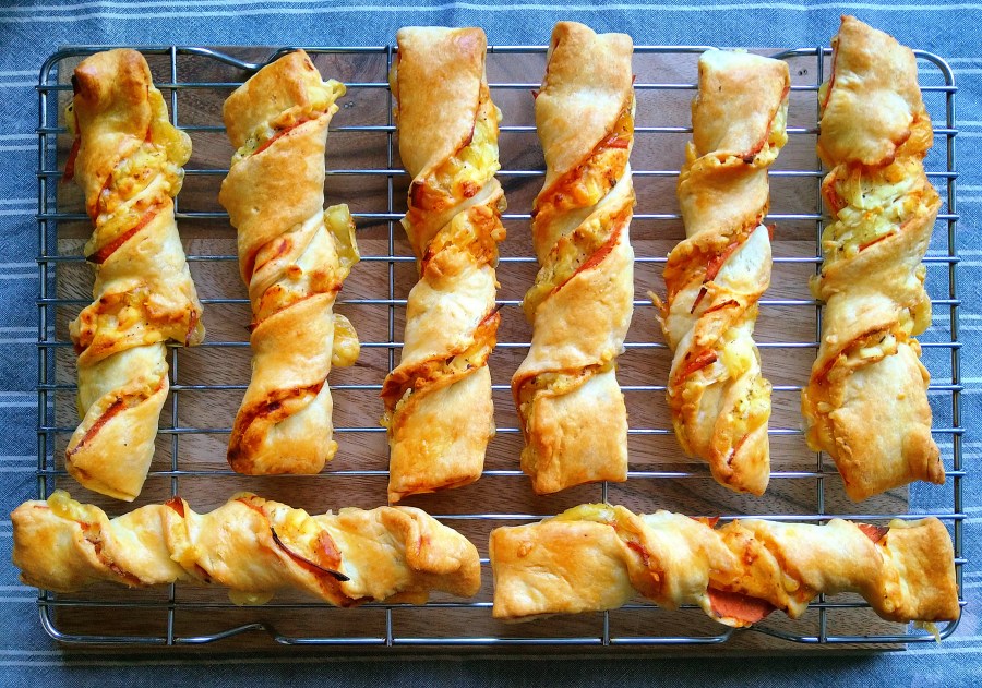 Vegan Ham & Cheese&nbsp;Twists